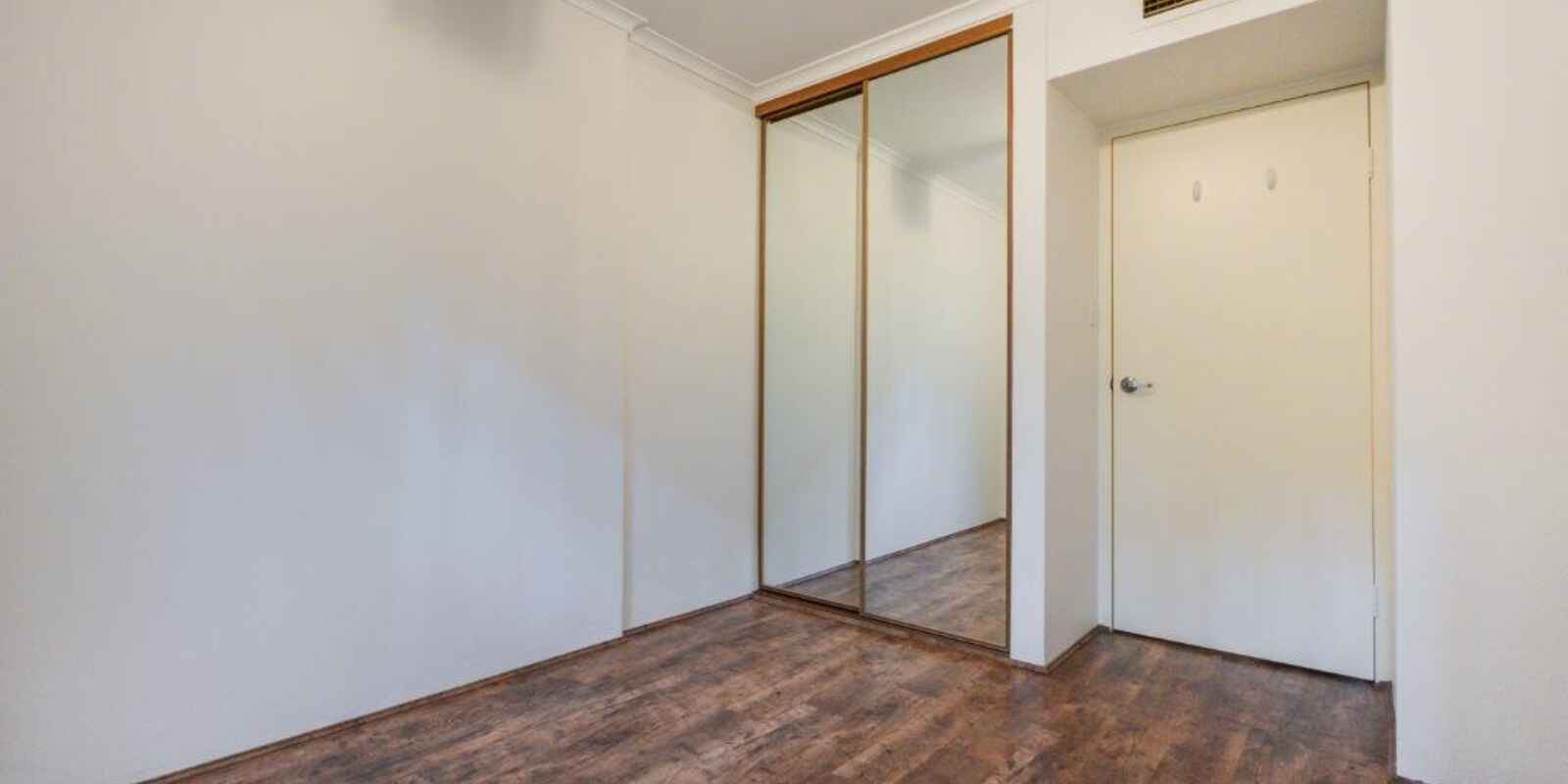 47/4 New McLean Street Edgecliff