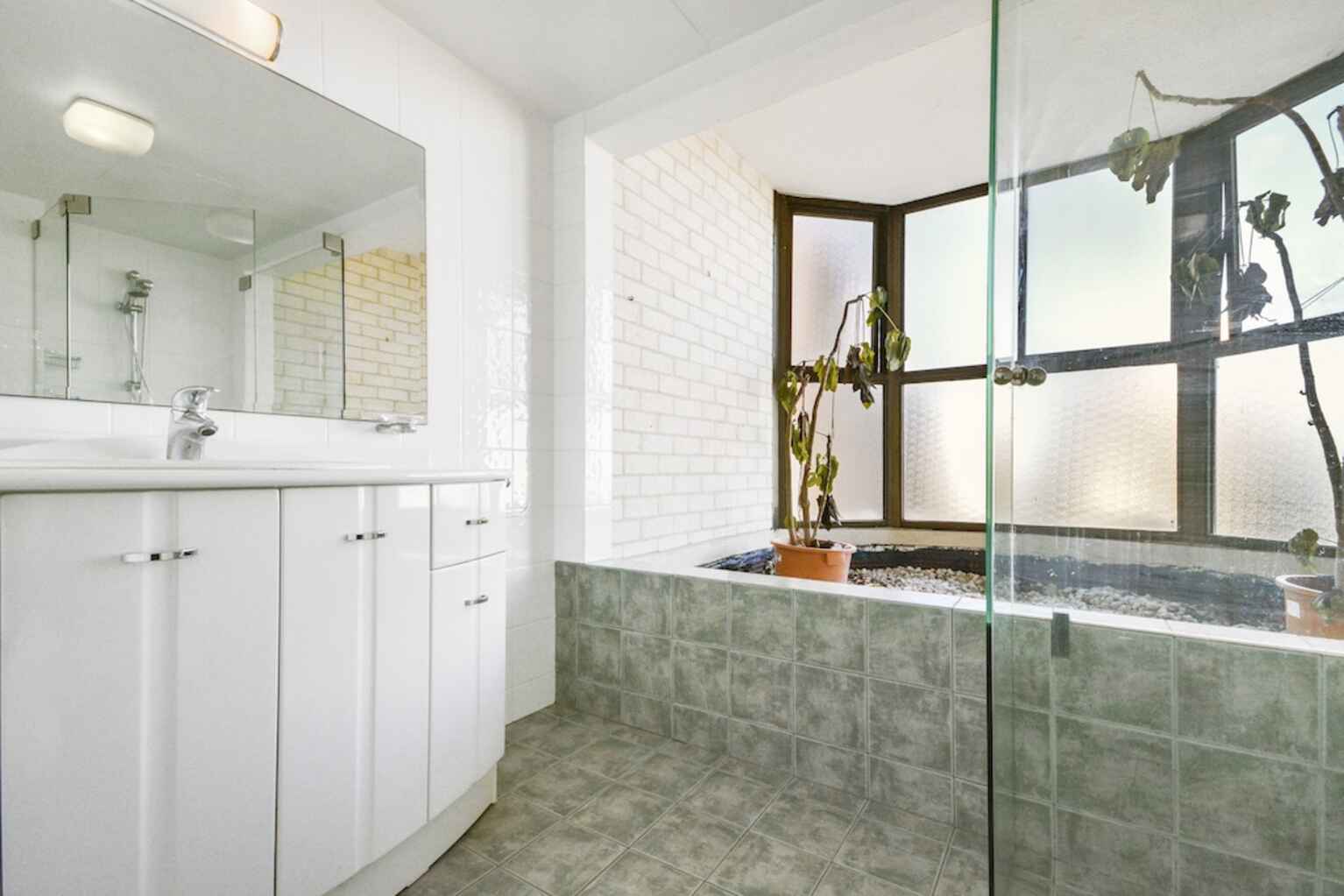 1104/1 Hollywood Avenue Bondi Junction