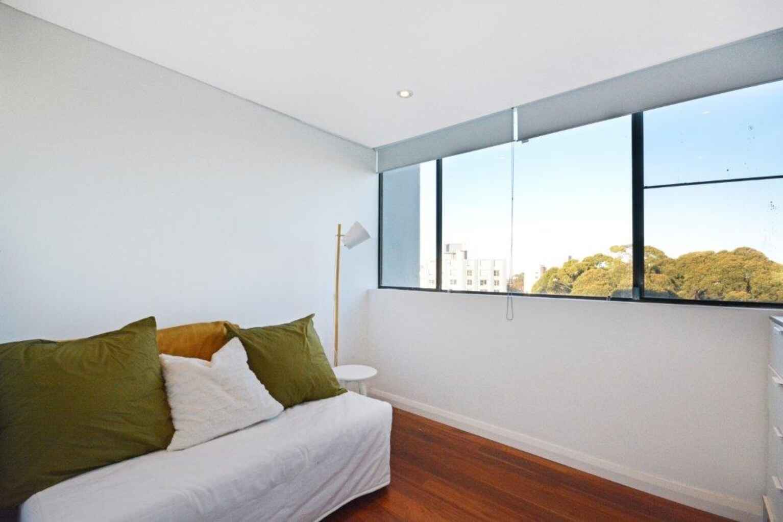 27/77-83 Cook Road Centennial Park