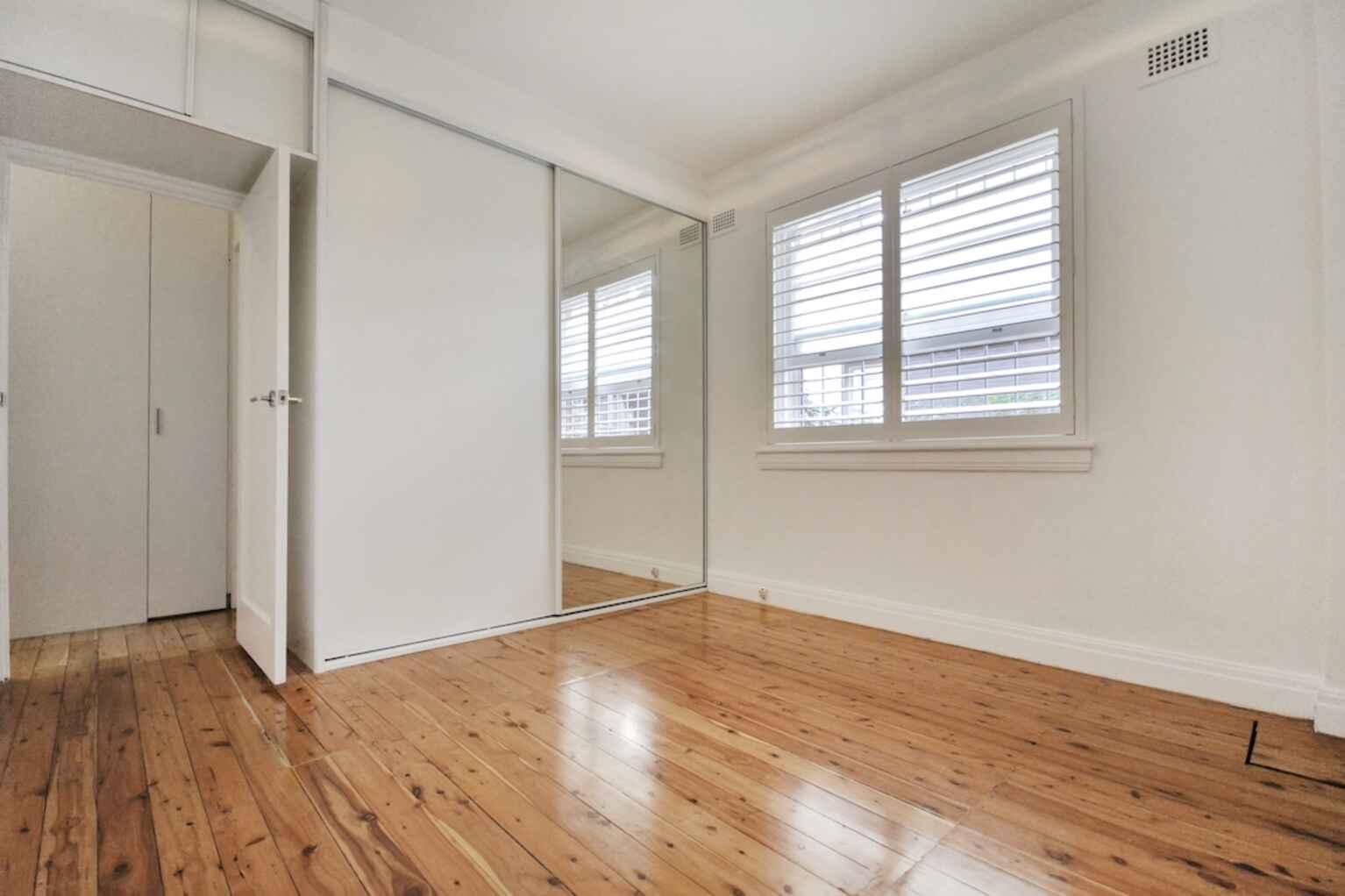 2/128 Francis Street Bondi Beach