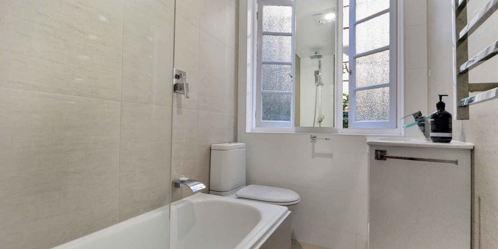 2/128 Francis Street Bondi Beach