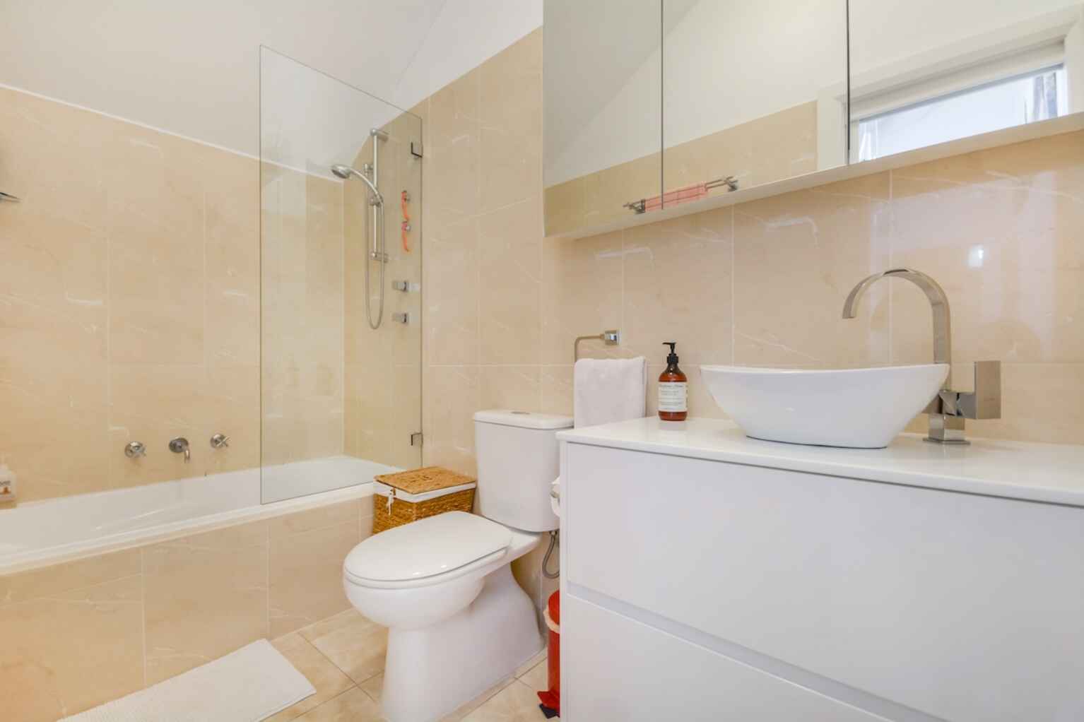 3/4 Palmerston Avenue Bronte