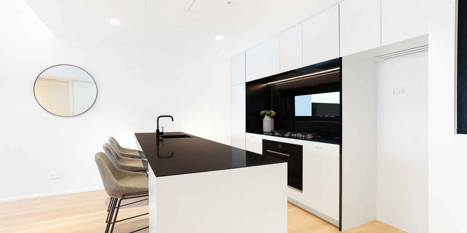 1 Bed/32-42 Spring Street Bondi Junction