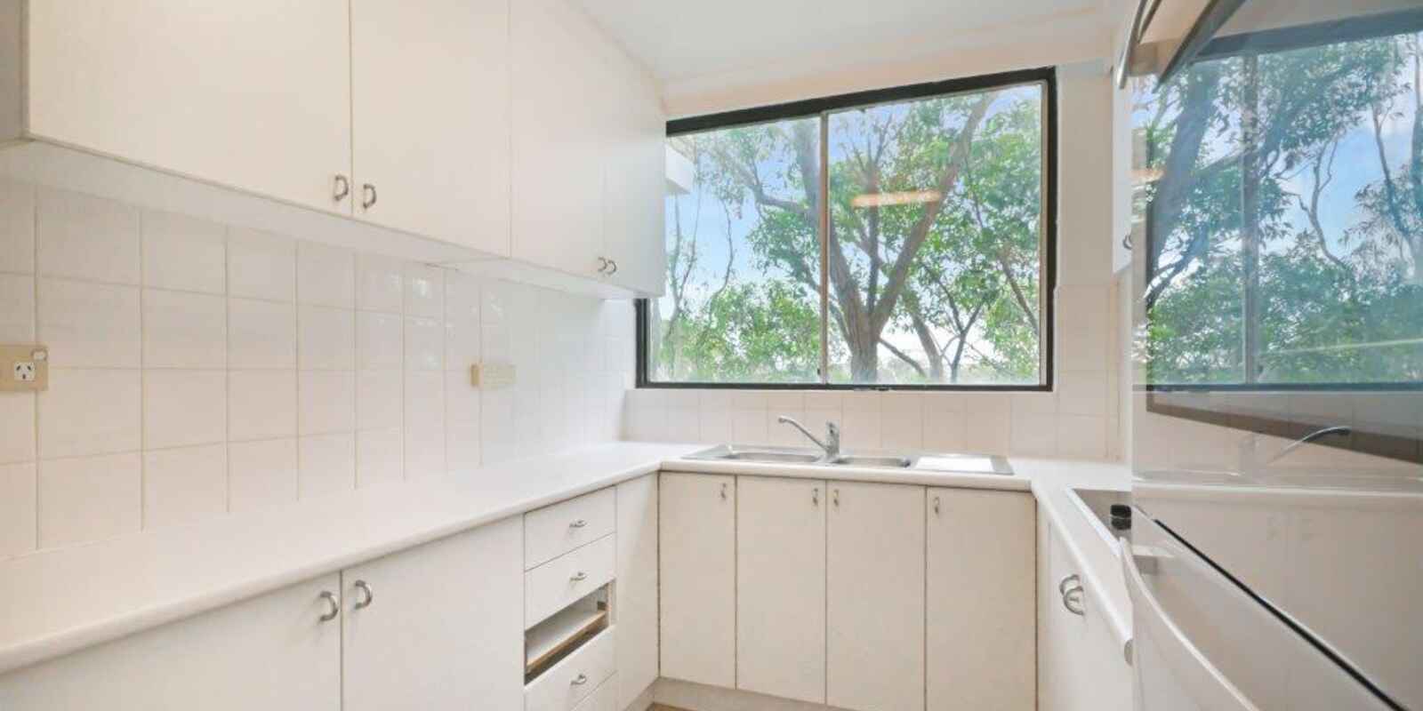 16/19-25 Flood Street Bondi