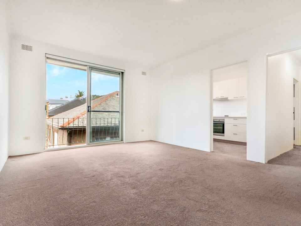 8/69 Cowper Street Randwick