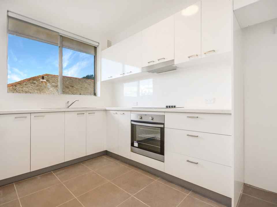 8/69 Cowper Street Randwick