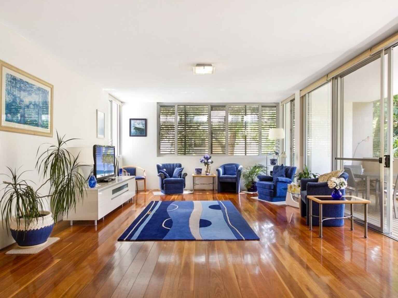 23/64 Penkivil Street Bondi