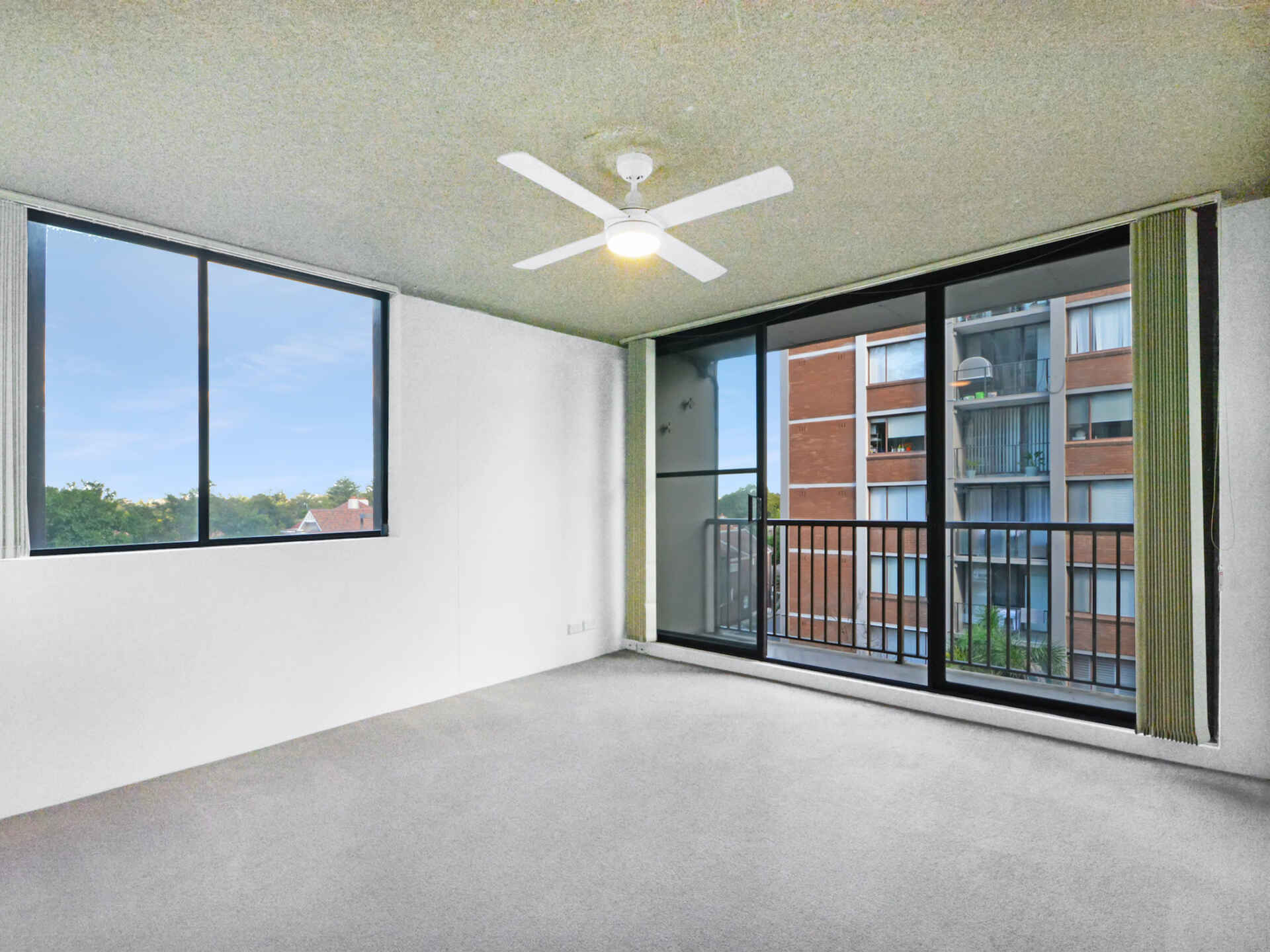 44/69 Cook Road Centennial Park