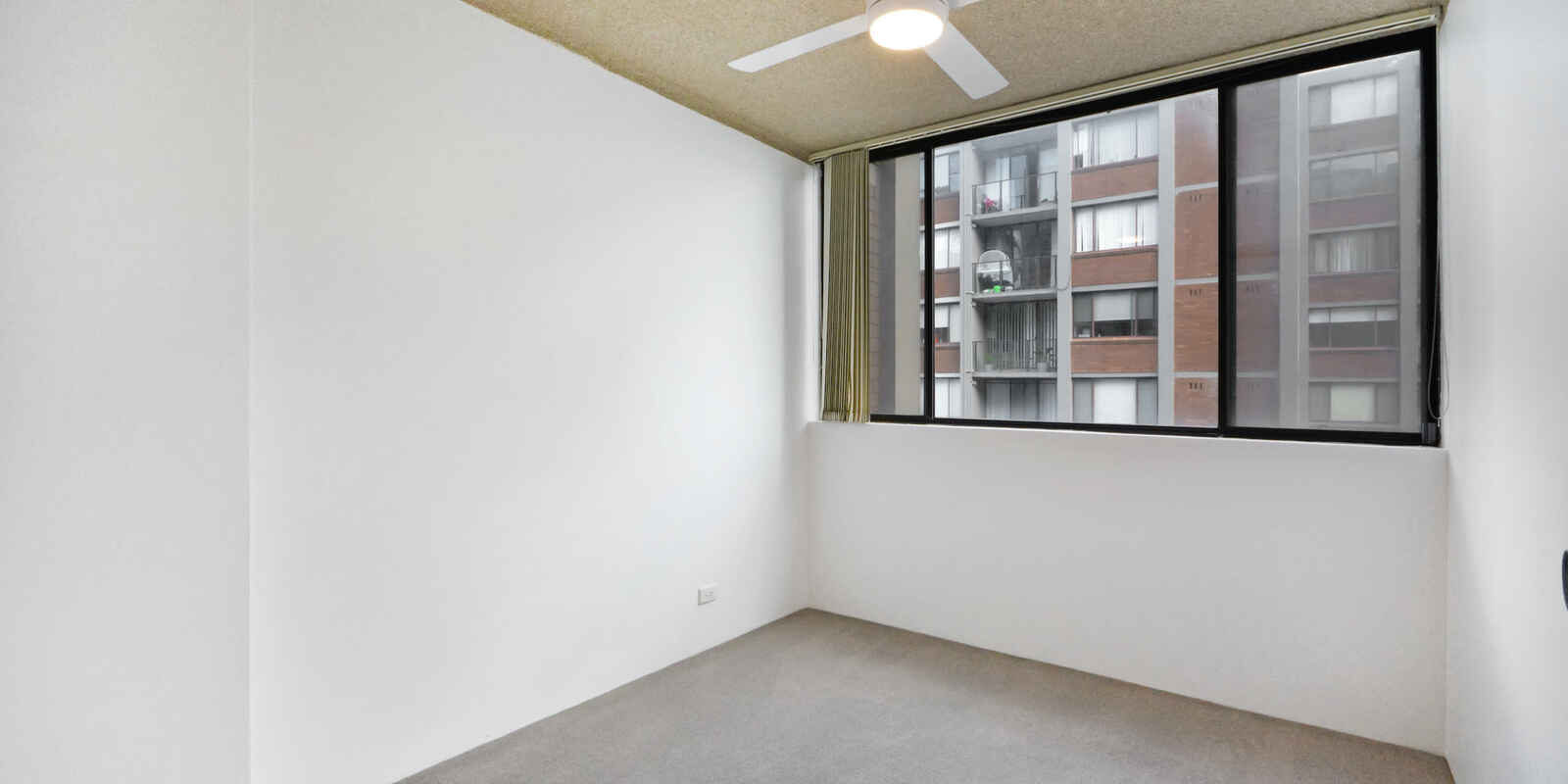 44/69 Cook Road Centennial Park