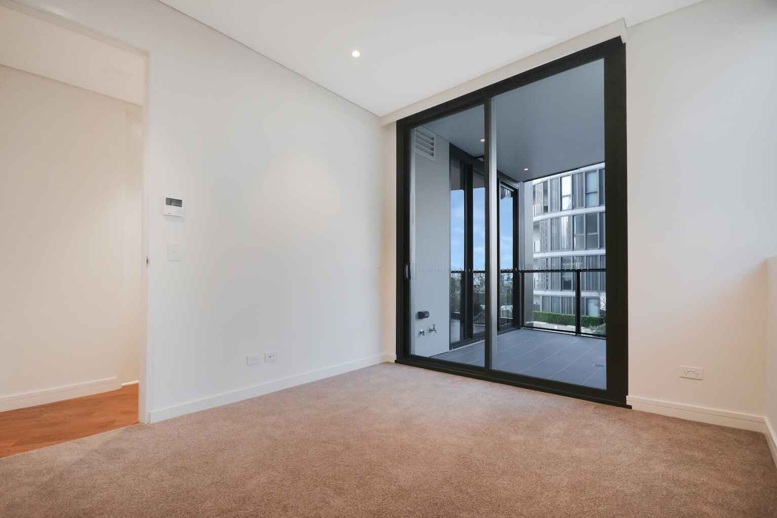 2 bed/552 Oxford Street Bondi Junction