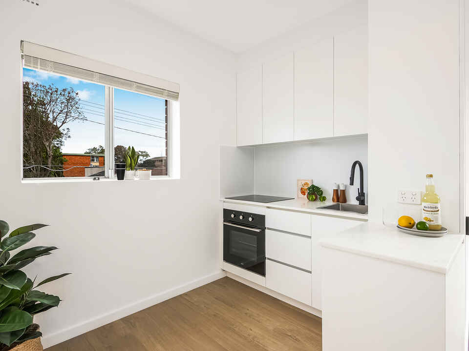 8/127A Barker Street Kingsford