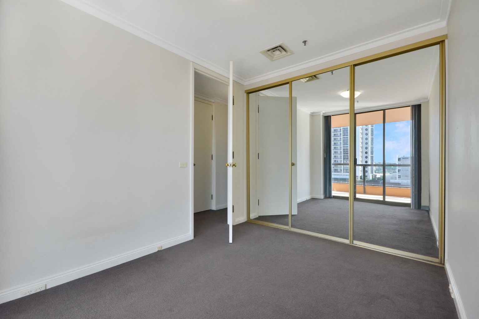 1207/85 Spring Street Bondi Junction