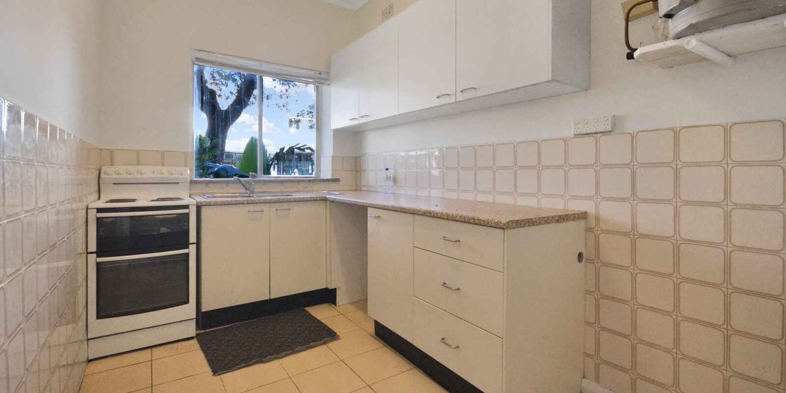 4/256 Bondi Road Bondi