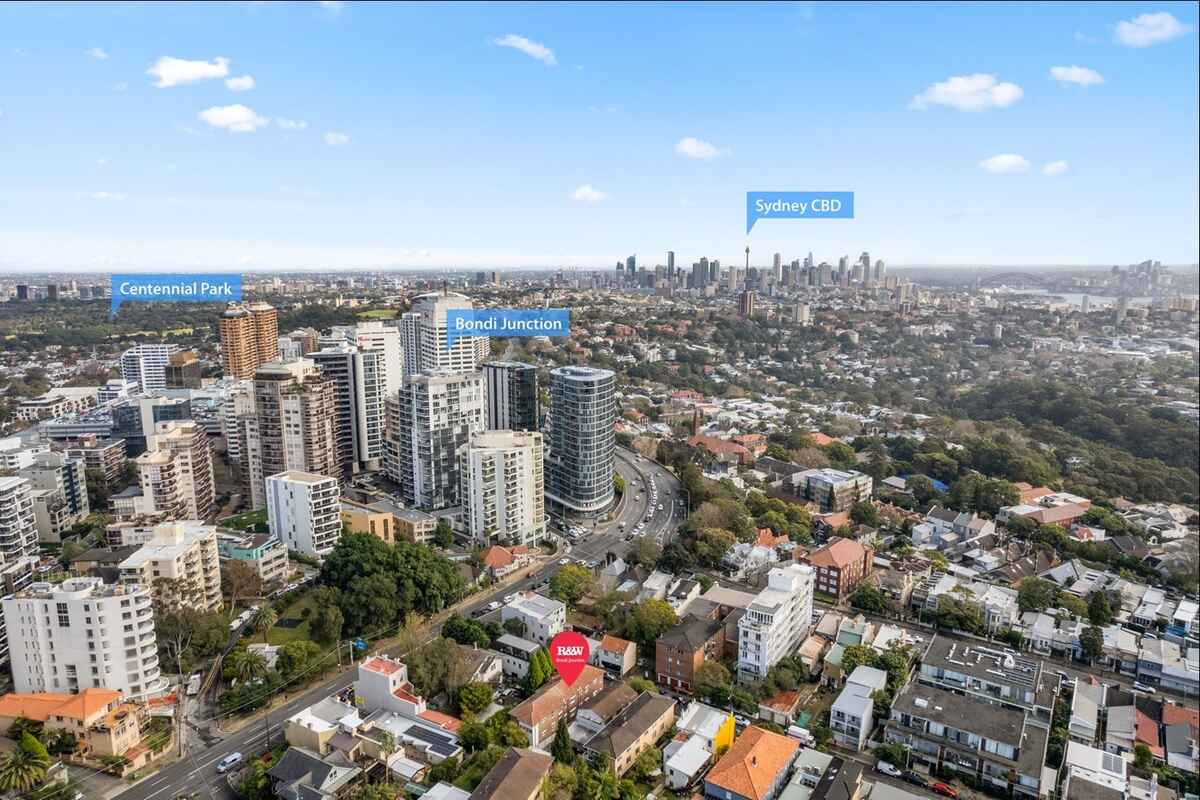 1/1 Ben Eden Street Bondi Junction