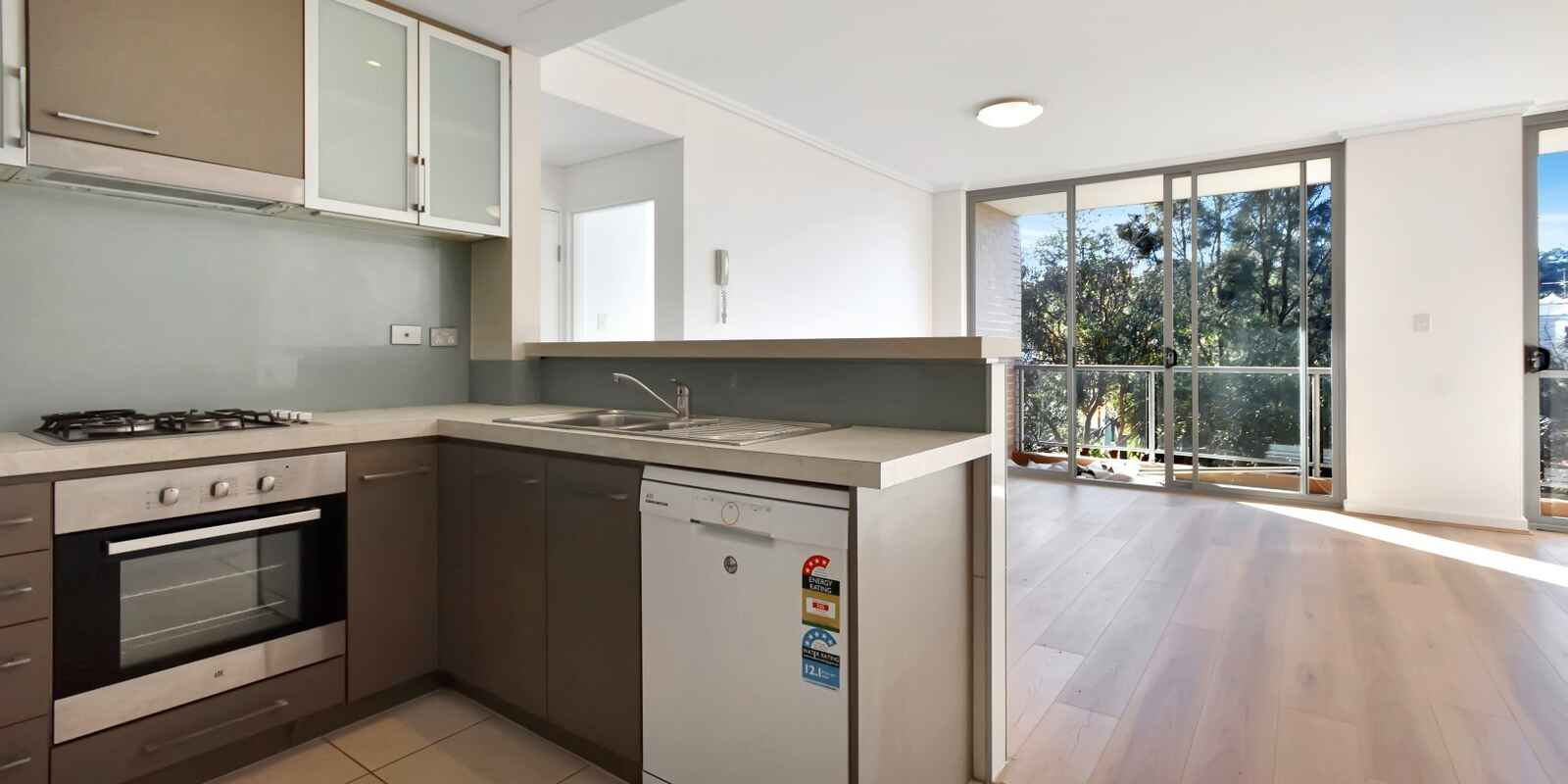 302/7 Wills Avenue Bronte
