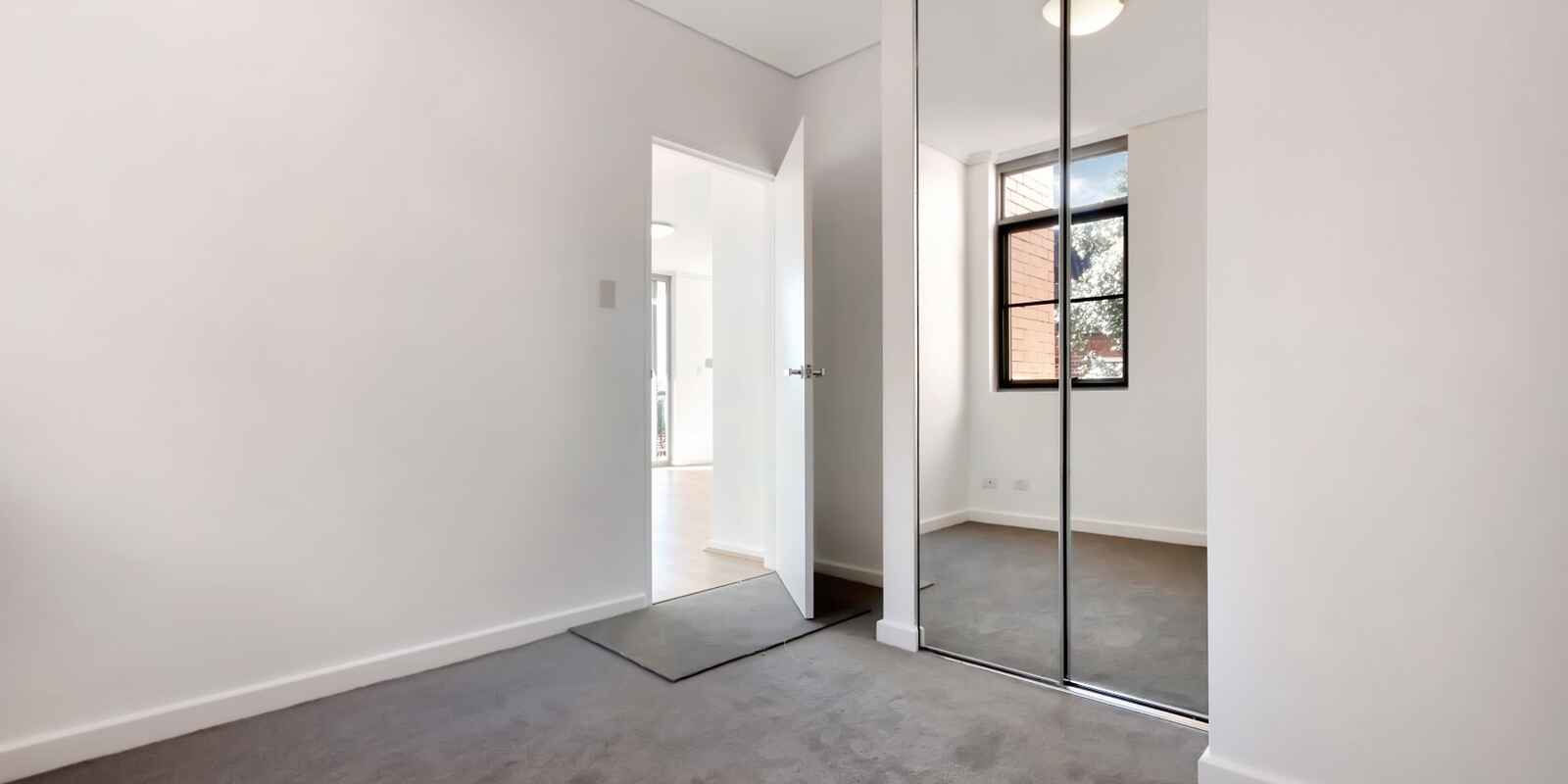 302/7 Wills Avenue Bronte