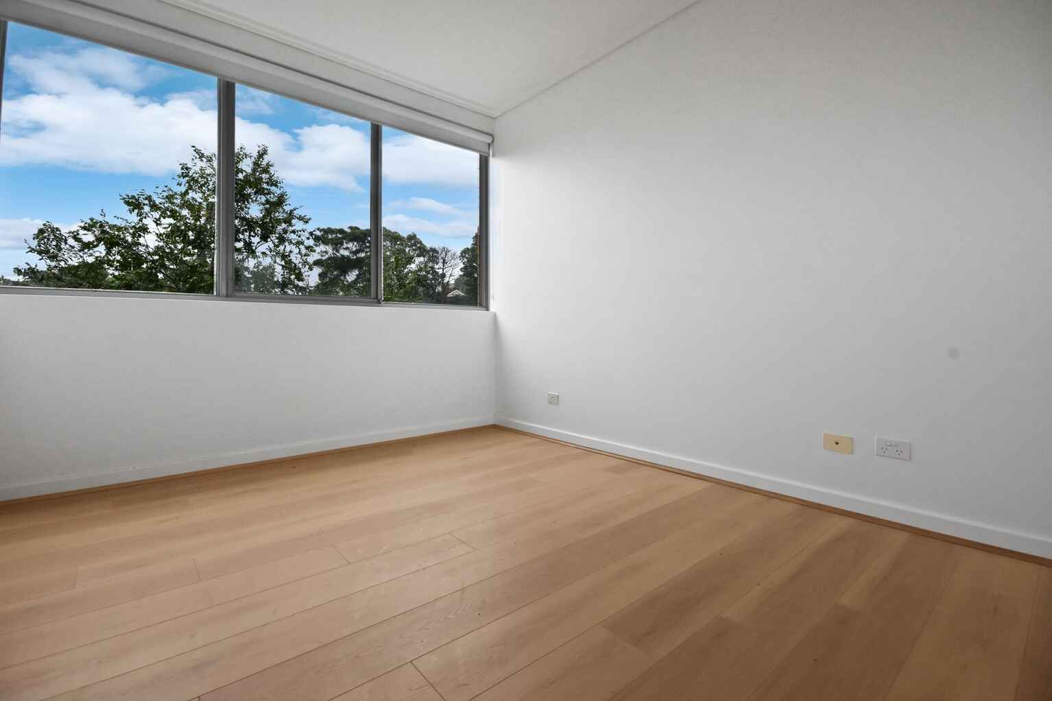 102/7 Wills Avenue Bronte