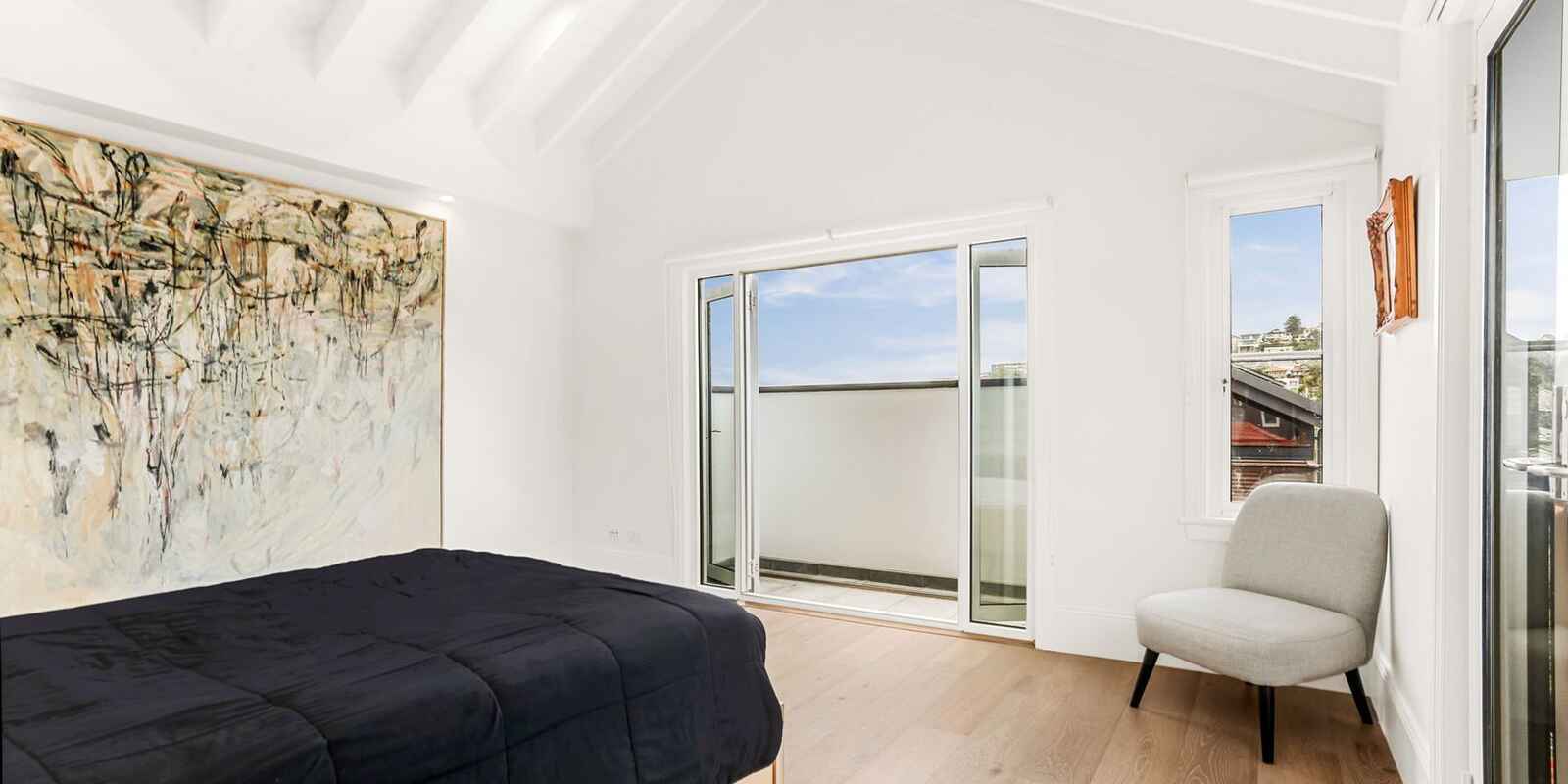 35 Oakley Road North Bondi