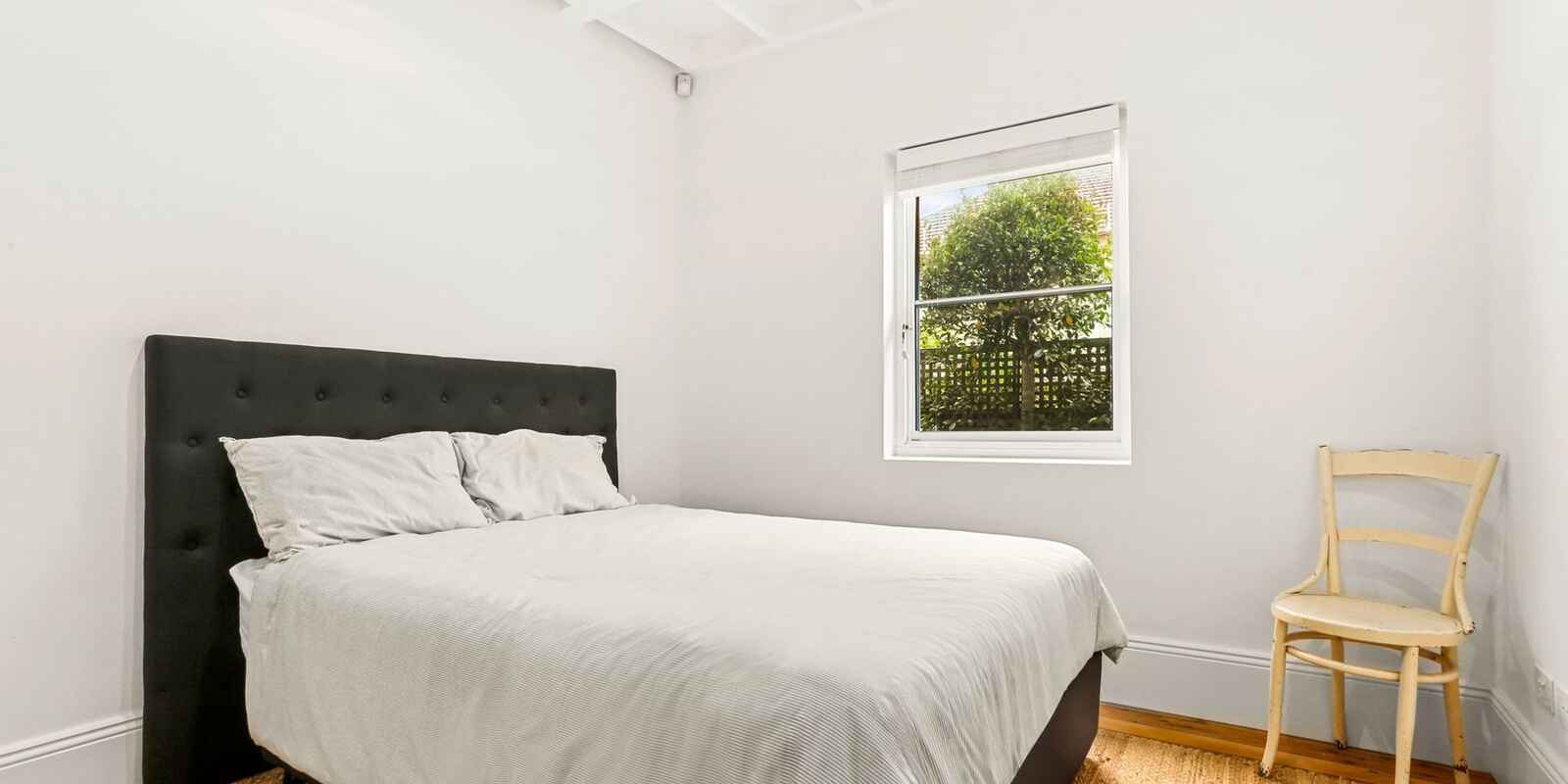 35 Oakley Road North Bondi