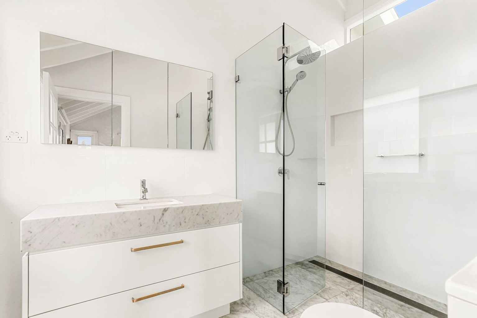 35 Oakley Road North Bondi