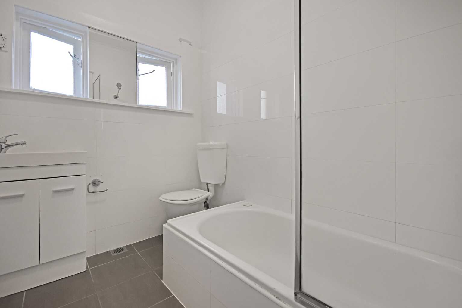 1/136 O'Donnell Street North Bondi