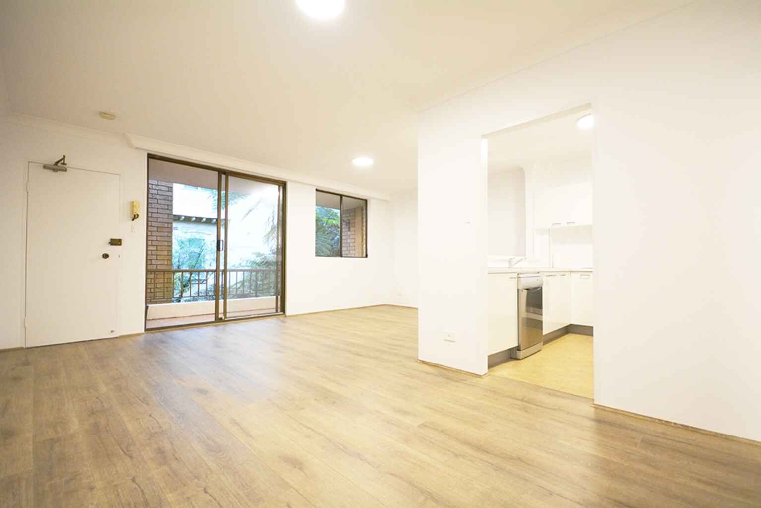 9/70-78 Cook Road Centennial Park