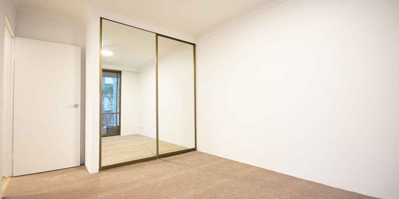 9/70-78 Cook Road Centennial Park