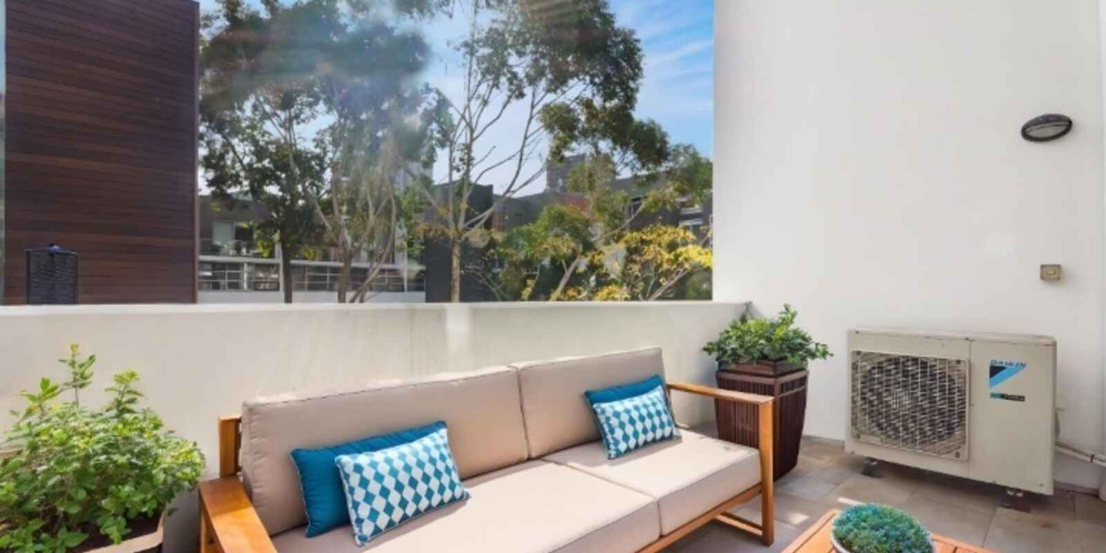 32/4 Grandstand Parade Zetland
