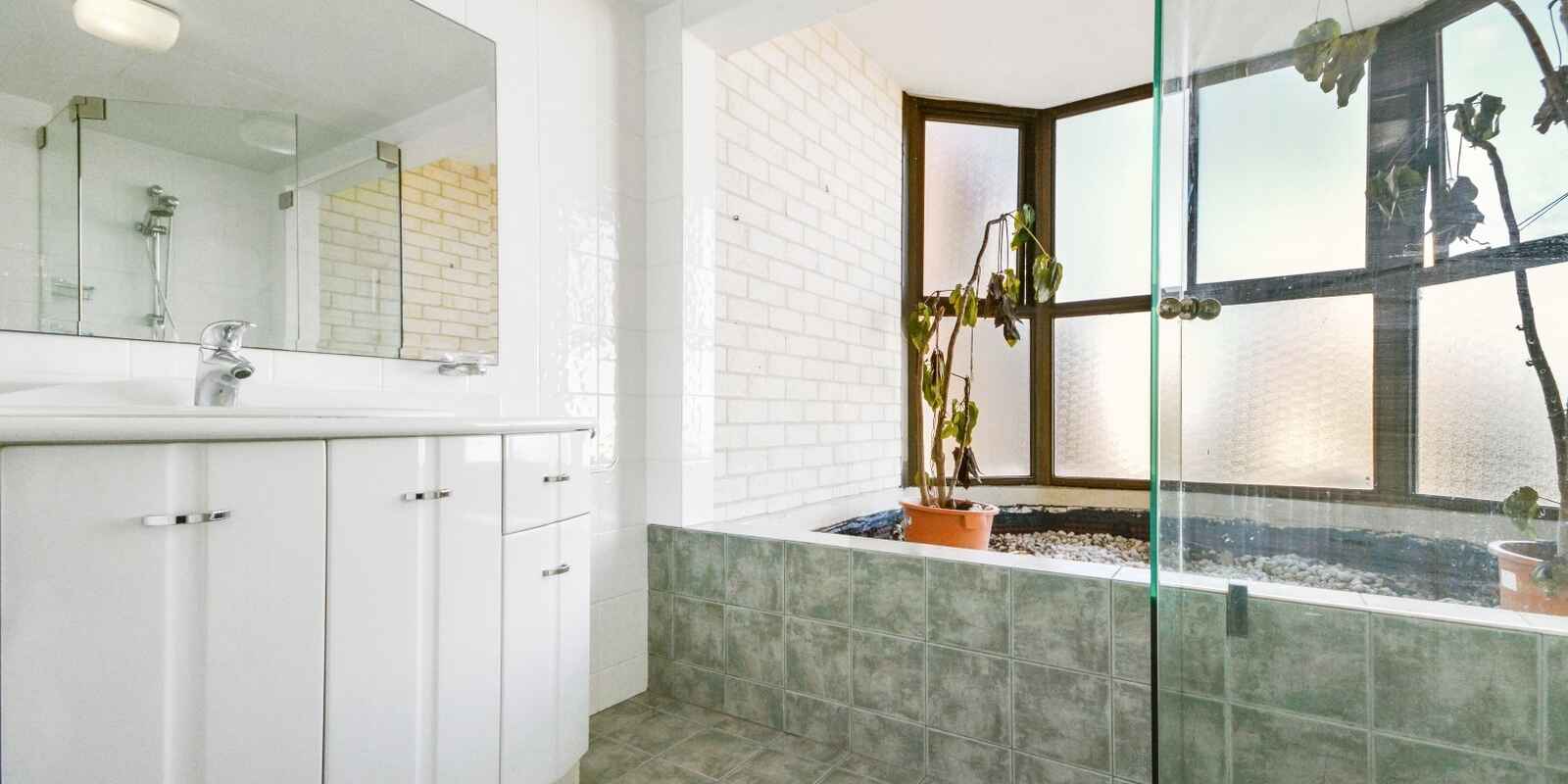 1104/1 Hollywood Avenue Bondi Junction