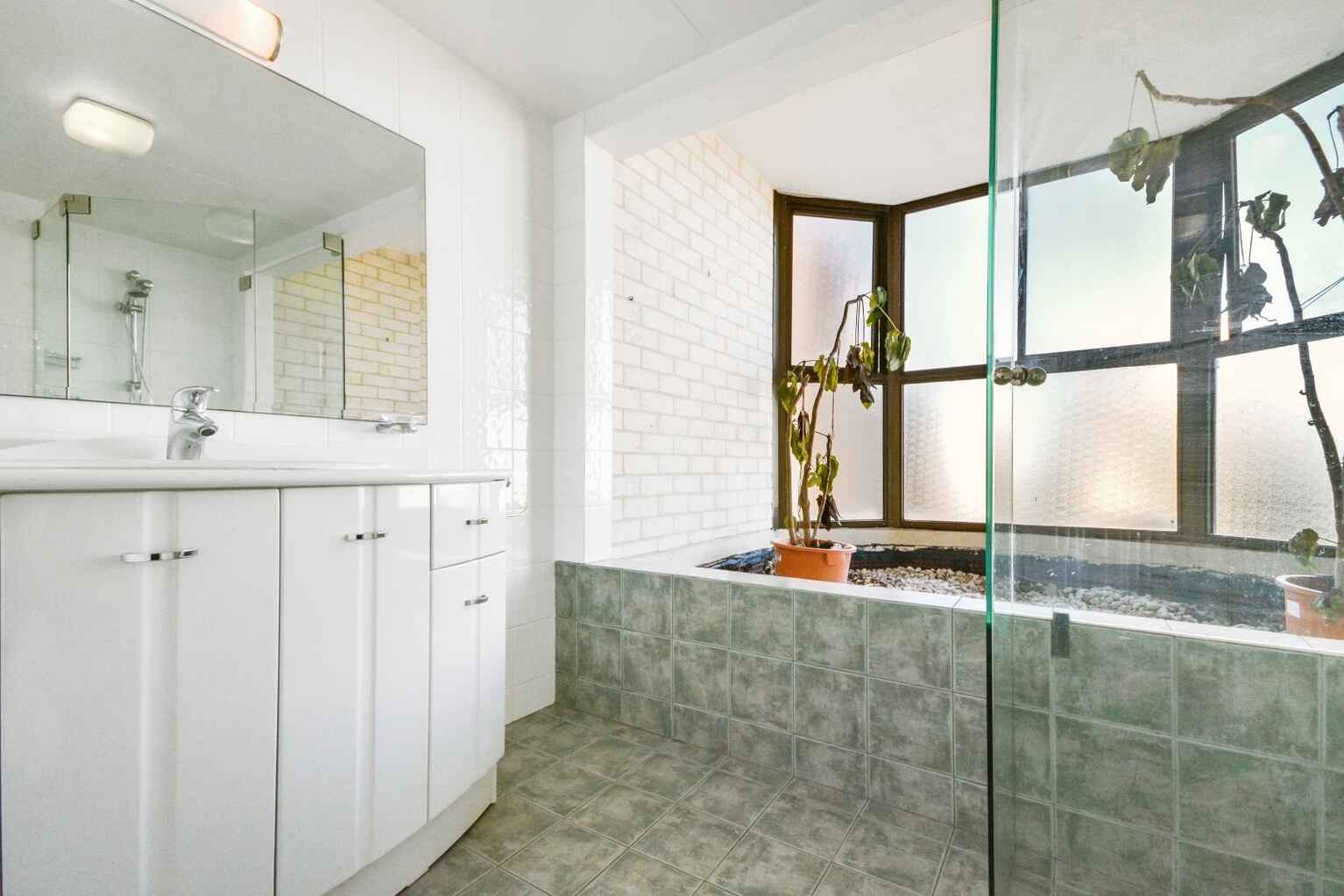 1104/1 Hollywood Avenue Bondi Junction