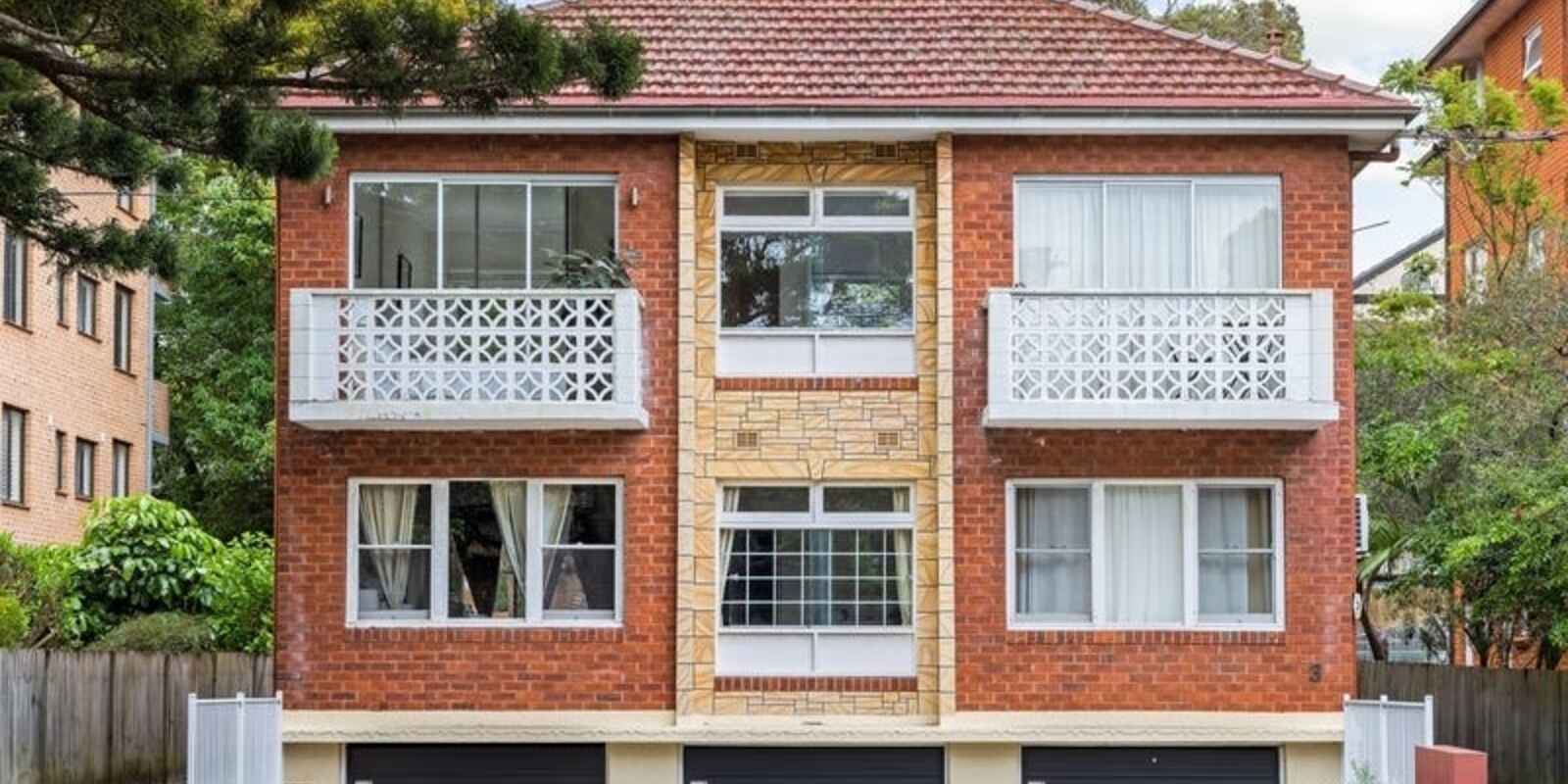 8/3 Liverpool Street Rose Bay
