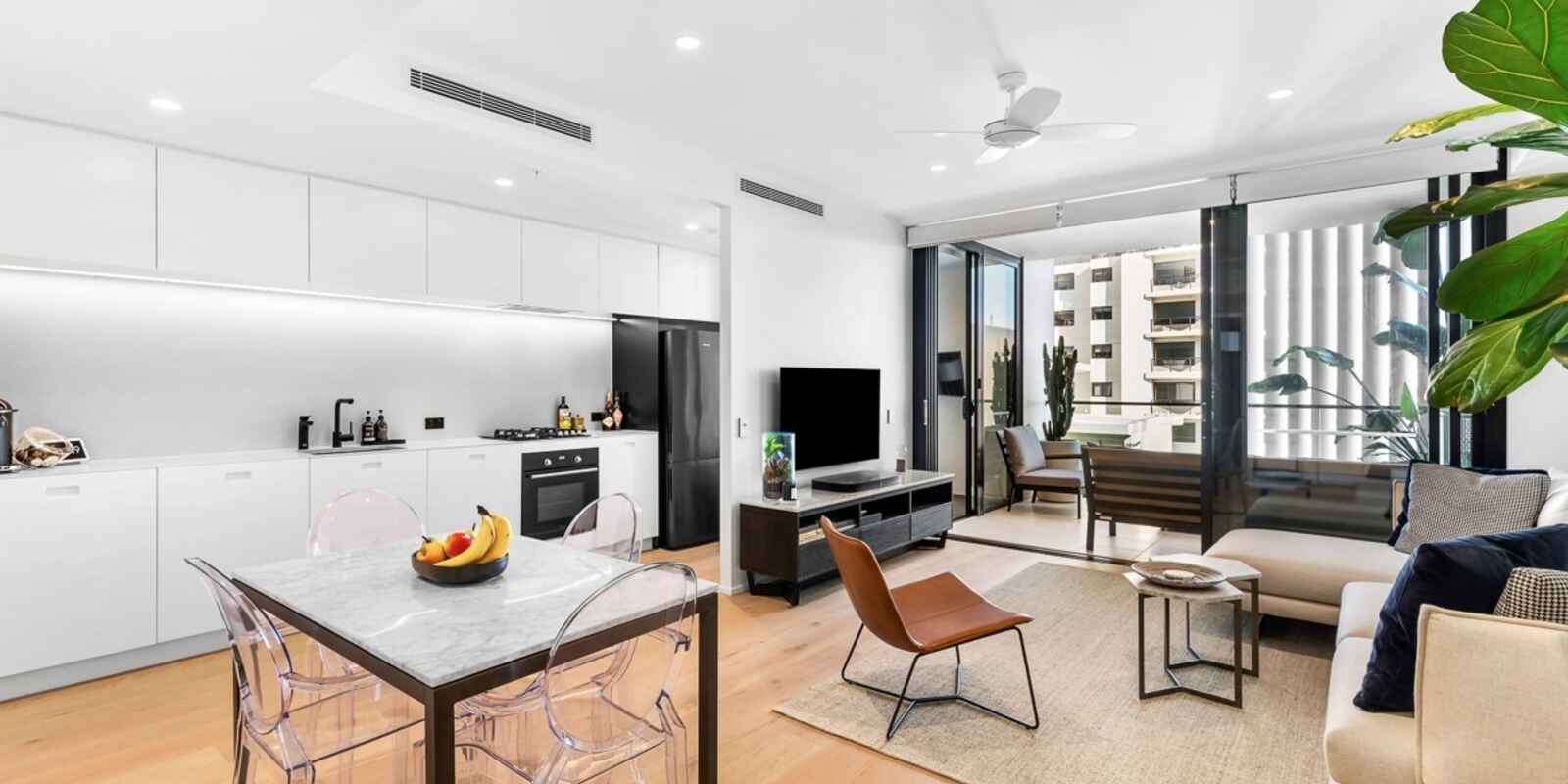 2 Bed/32-42 Spring Street Bondi Junction