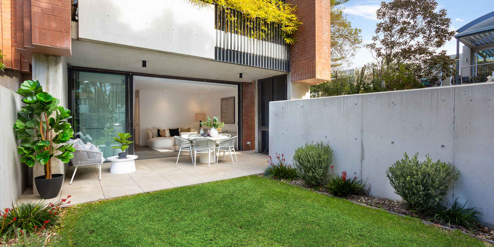 2/1 Spencer Street Rose Bay