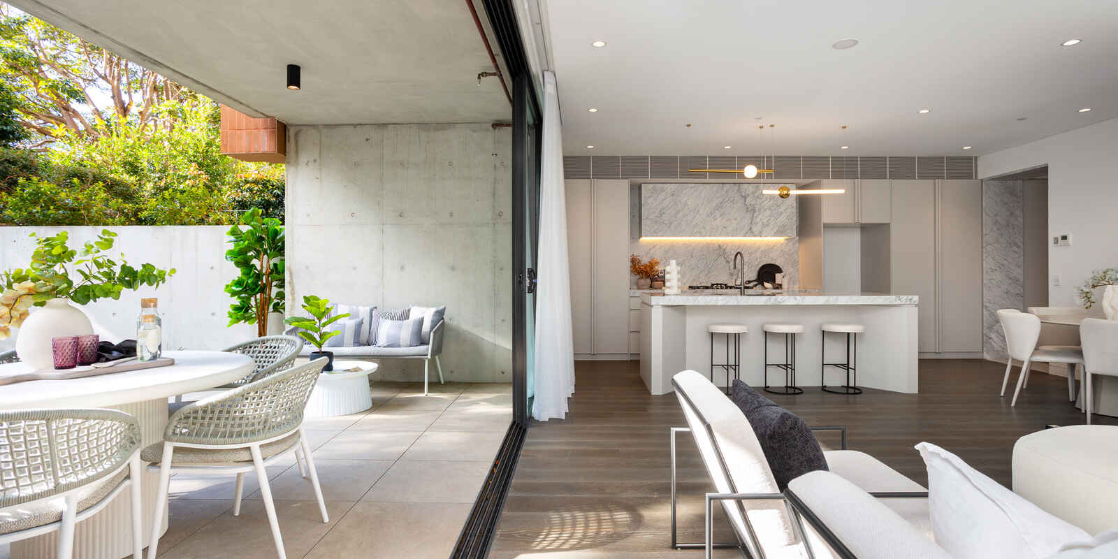 2/1 Spencer Street Rose Bay