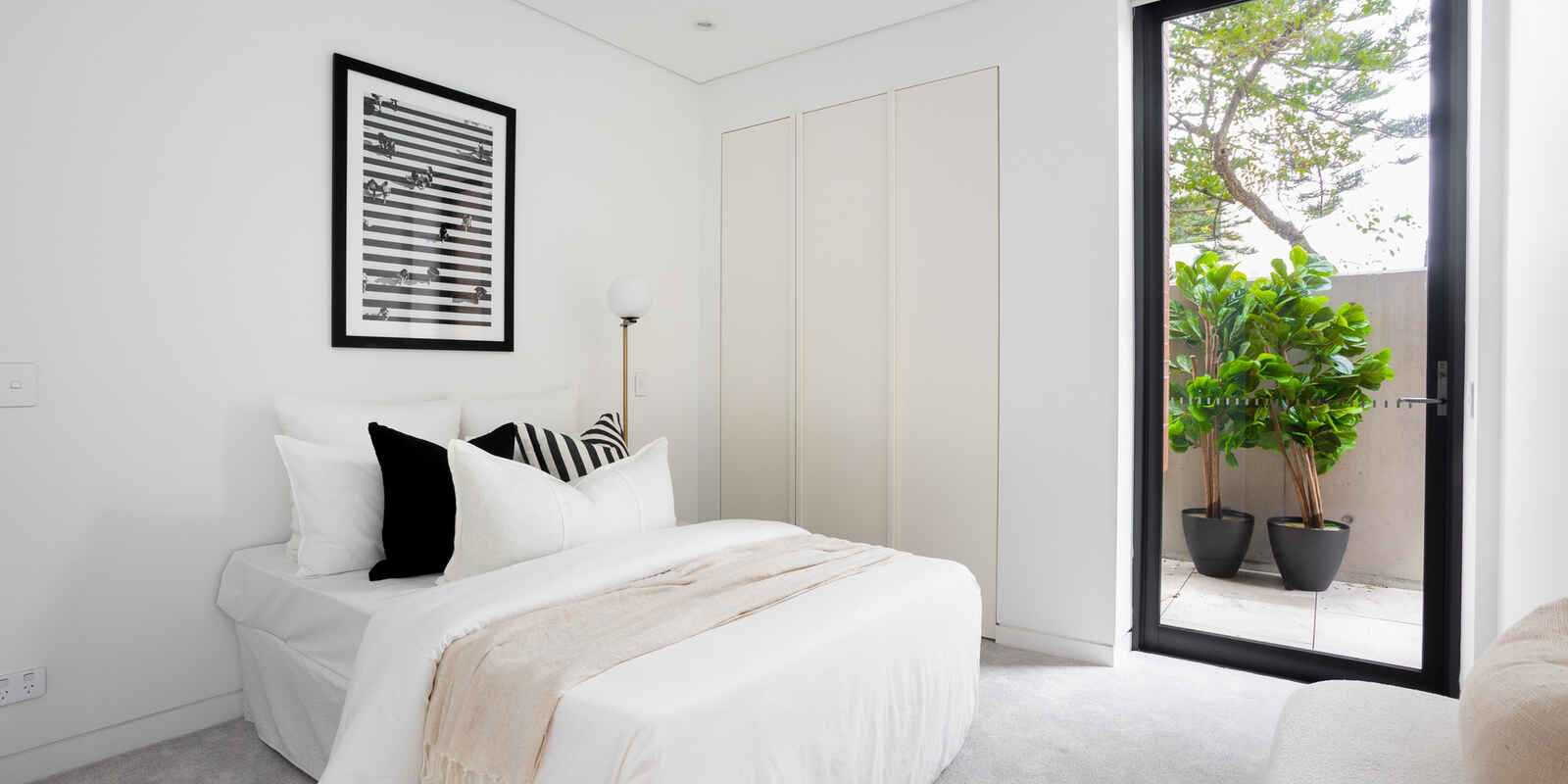 2/1 Spencer Street Rose Bay