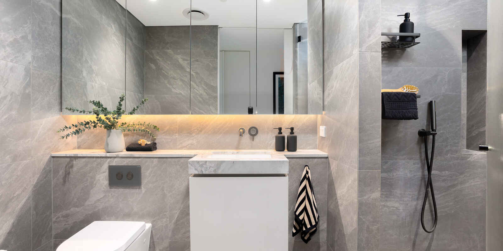 2/1 Spencer Street Rose Bay