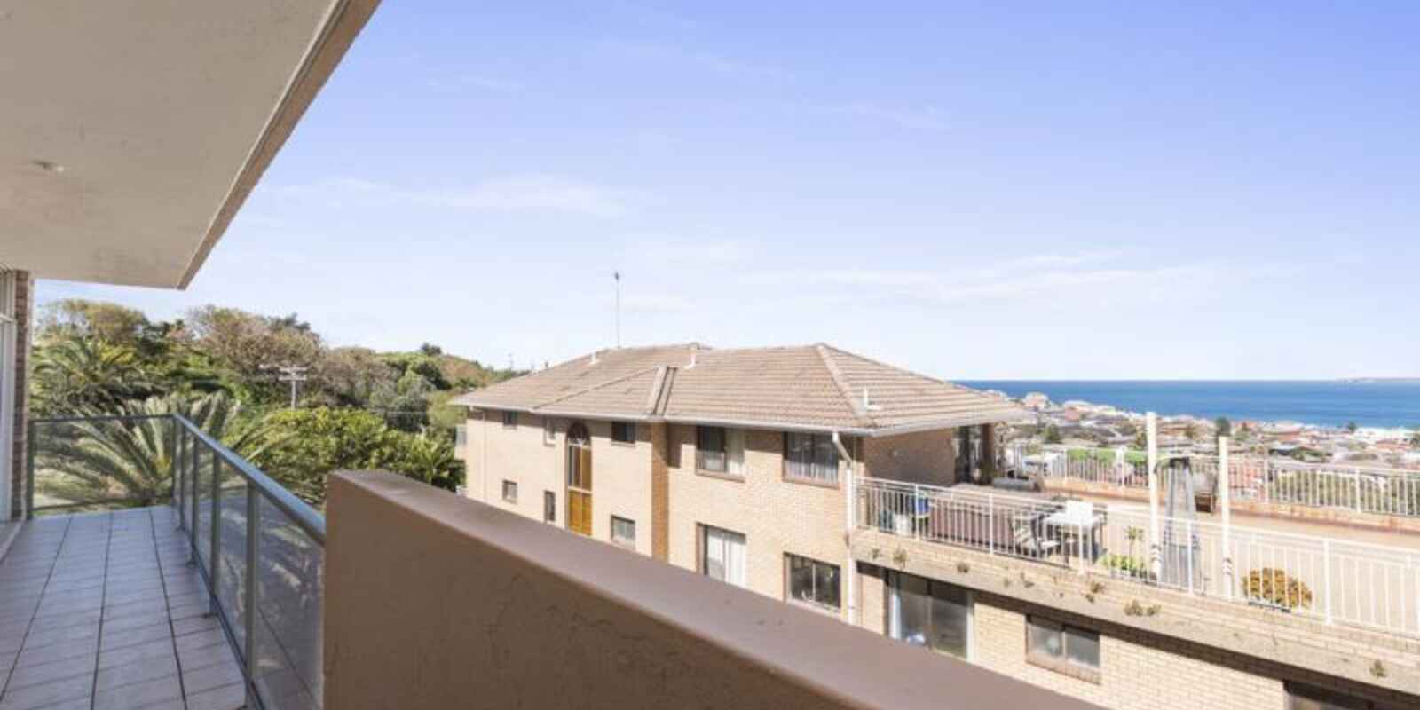 52/48-50 Military Road North Bondi