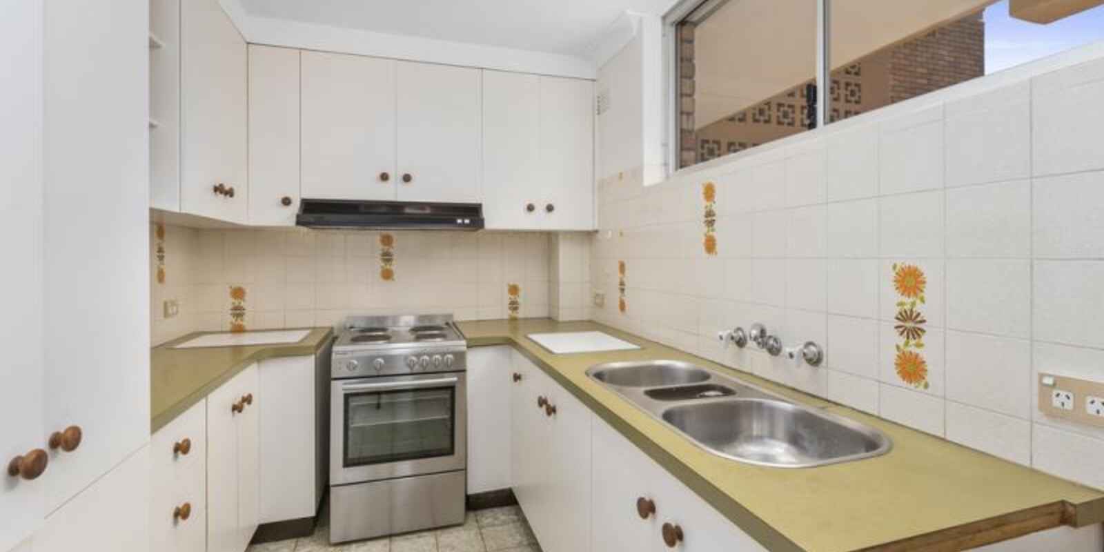 52/48-50 Military Road North Bondi