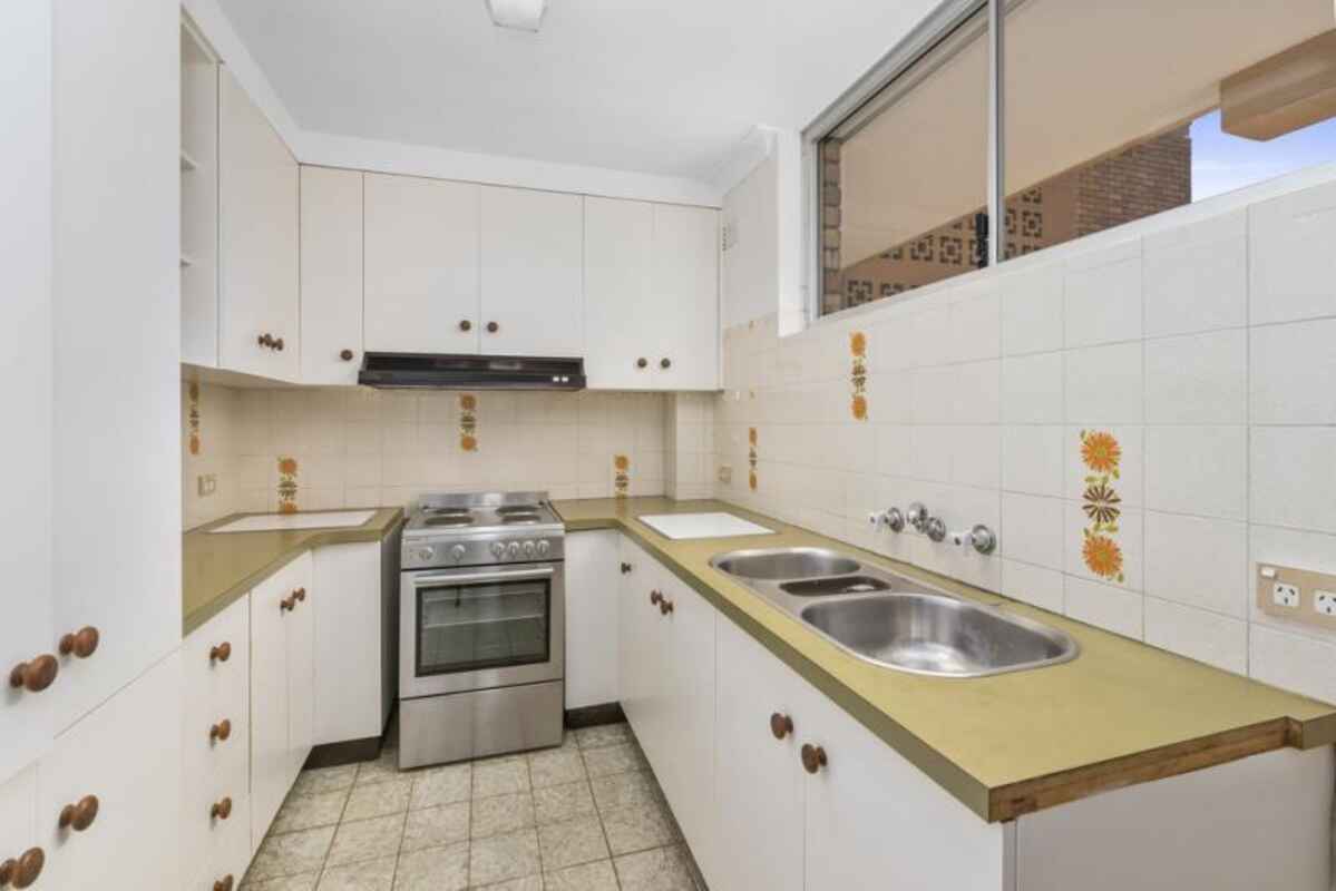 52/48-50 Military Road North Bondi 52/48-50 Military Road North Bondi