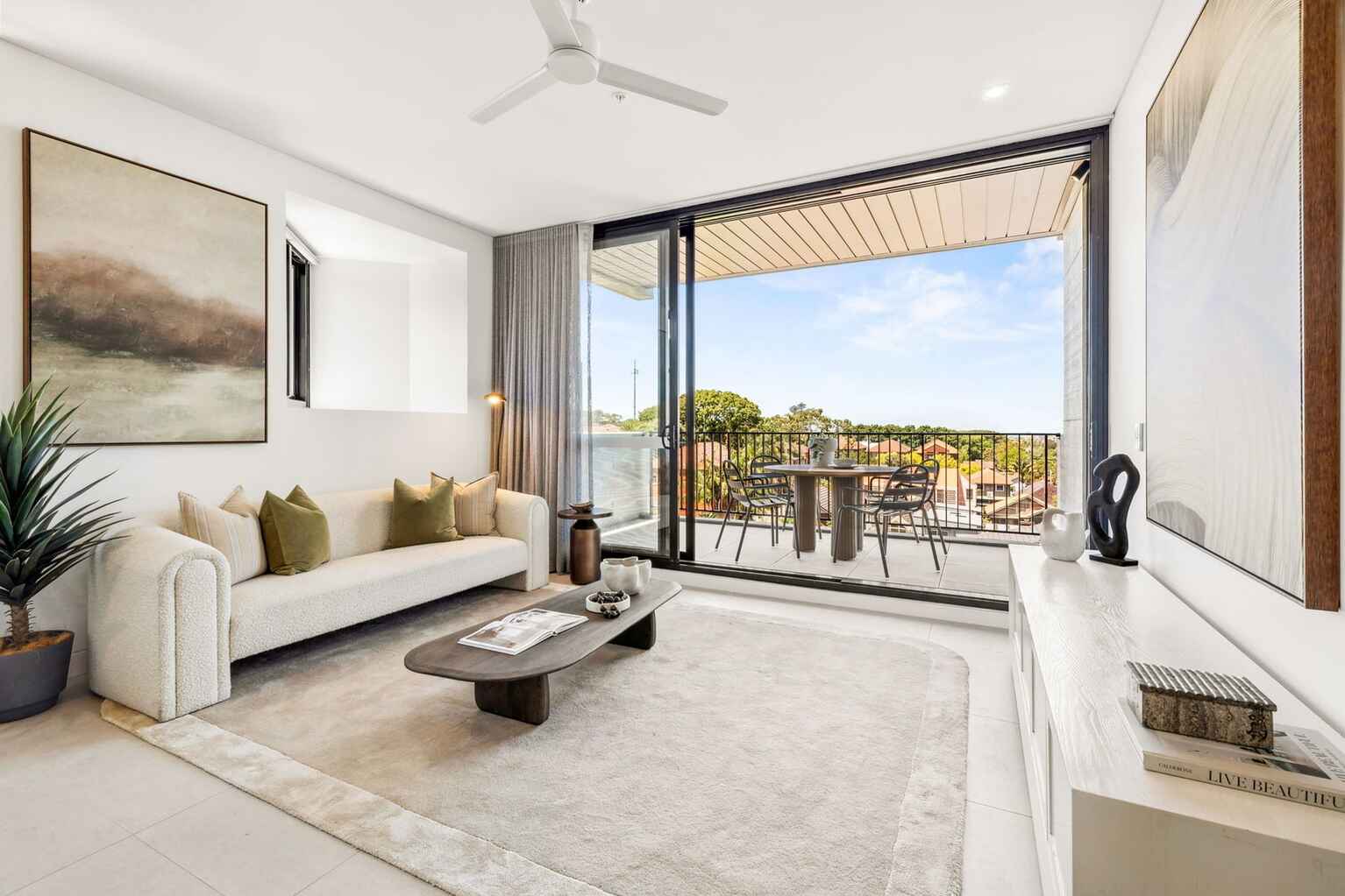 2bed/16A Llandaff Street Bondi Junction