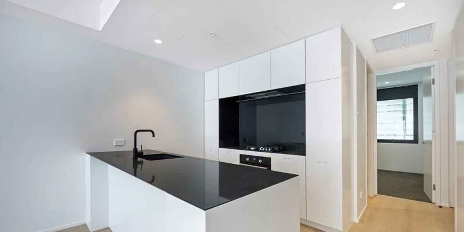 1 bed/32-42 Spring Street Bondi Junction