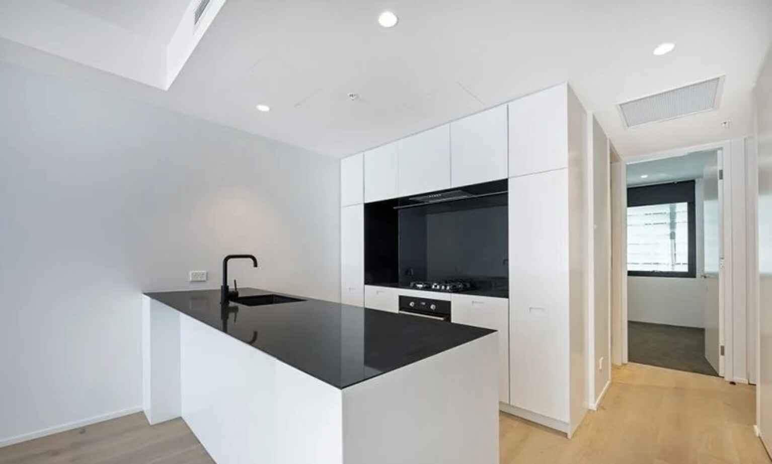 1 bed/32-42 Spring Street Bondi Junction