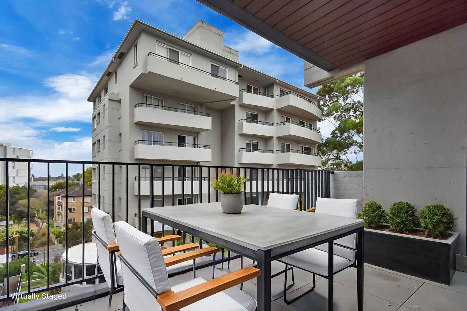 LW03/16A Llandaff Bondi Junction LW03/16A Llandaff Bondi Junction