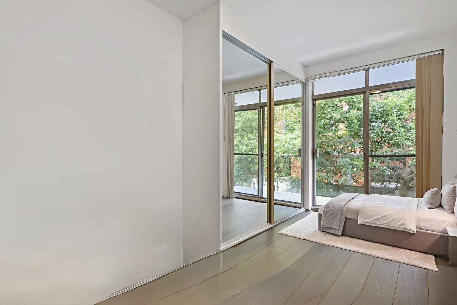 1/8-10 Lugar Street Bronte