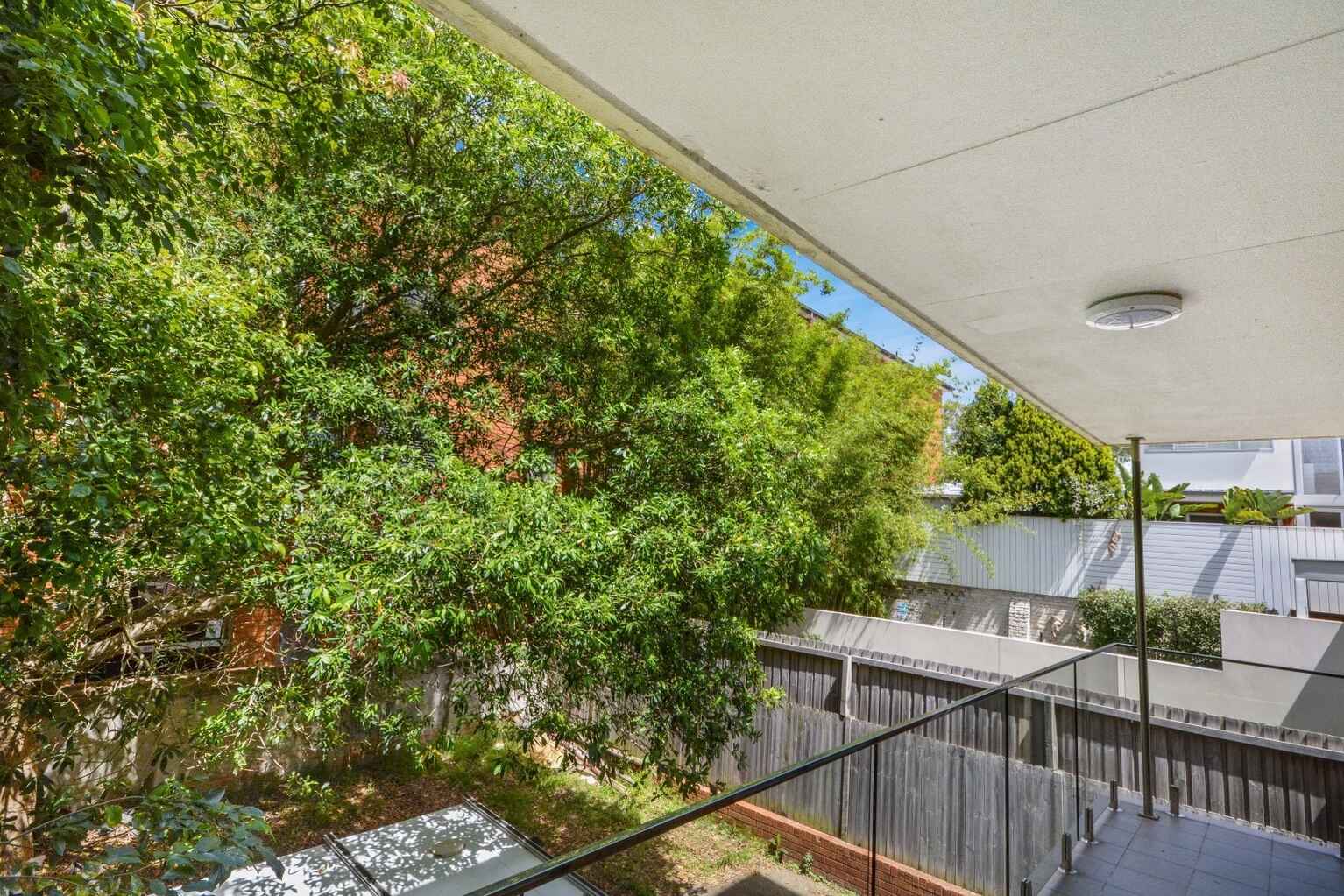 1/8-10 Lugar Street Bronte