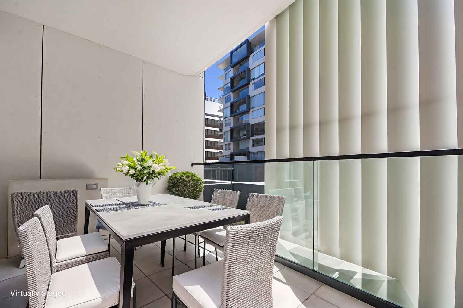 2bed/32-42 Spring Street Bondi Junction