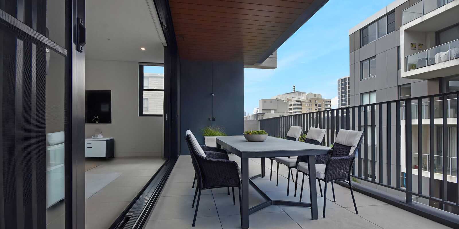 603/16A Llandaff Street Bondi Junction