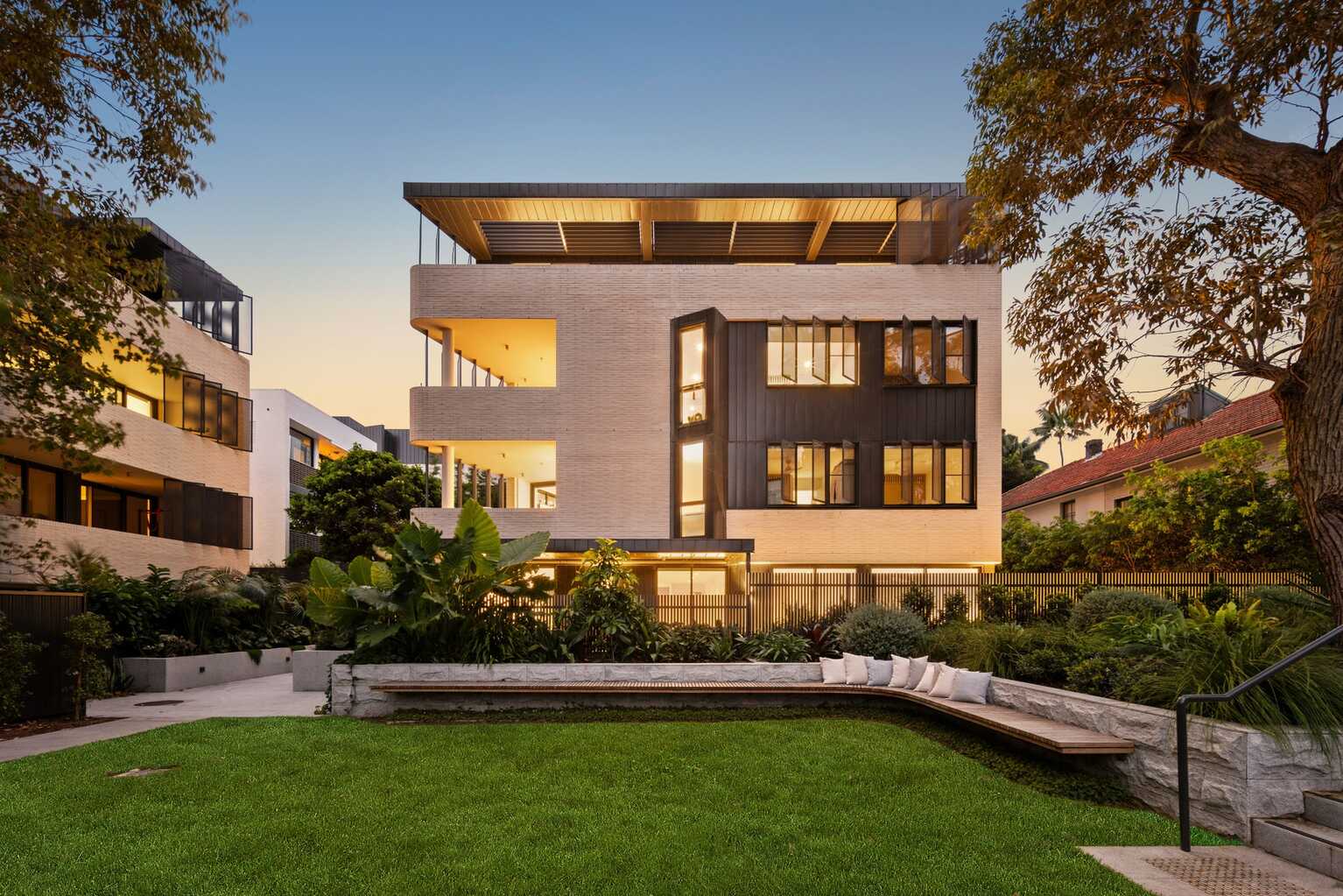 B304/575 Old South Head Road Rose Bay