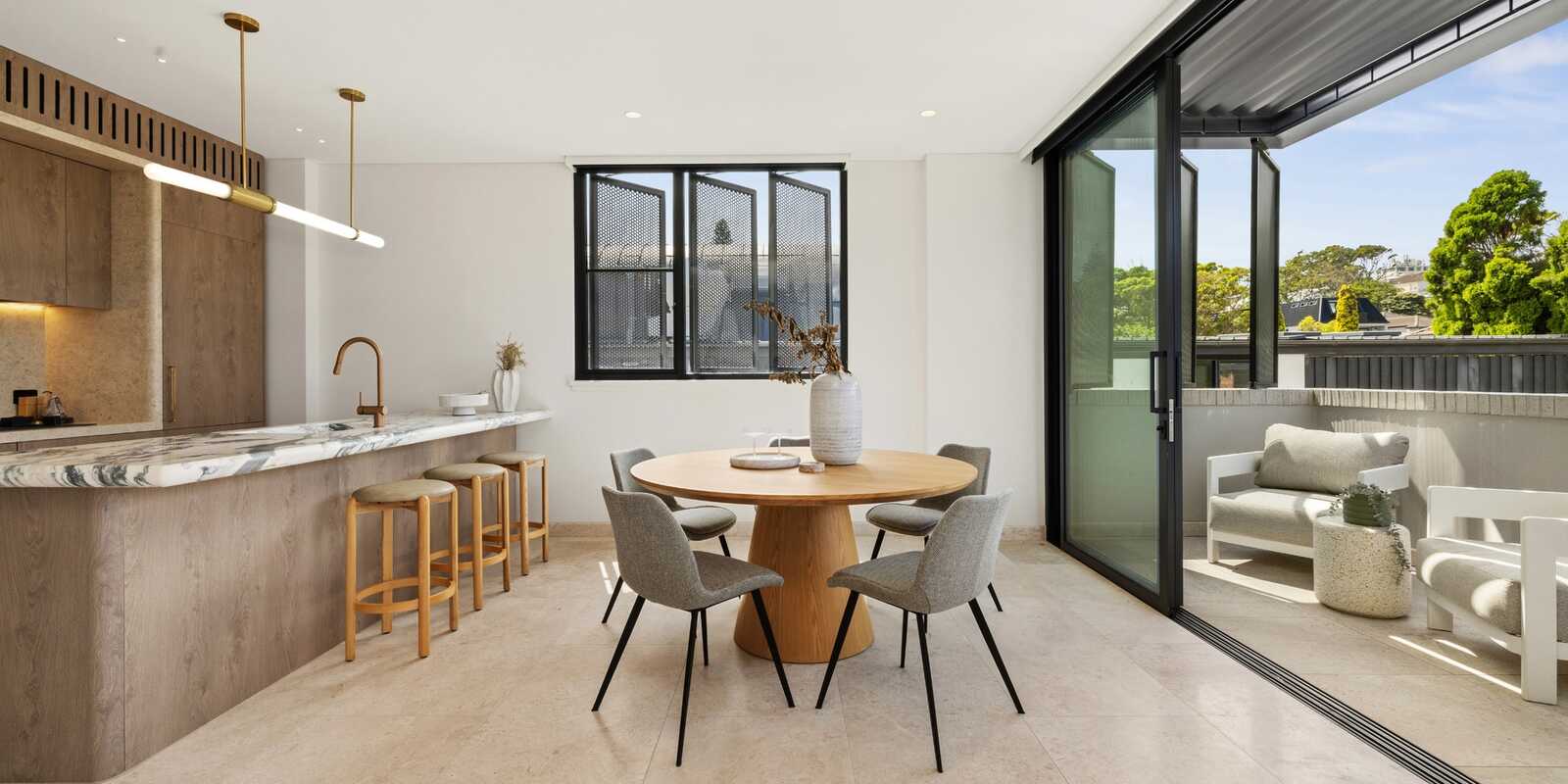 A302/575 Old South Head Road Rose Bay