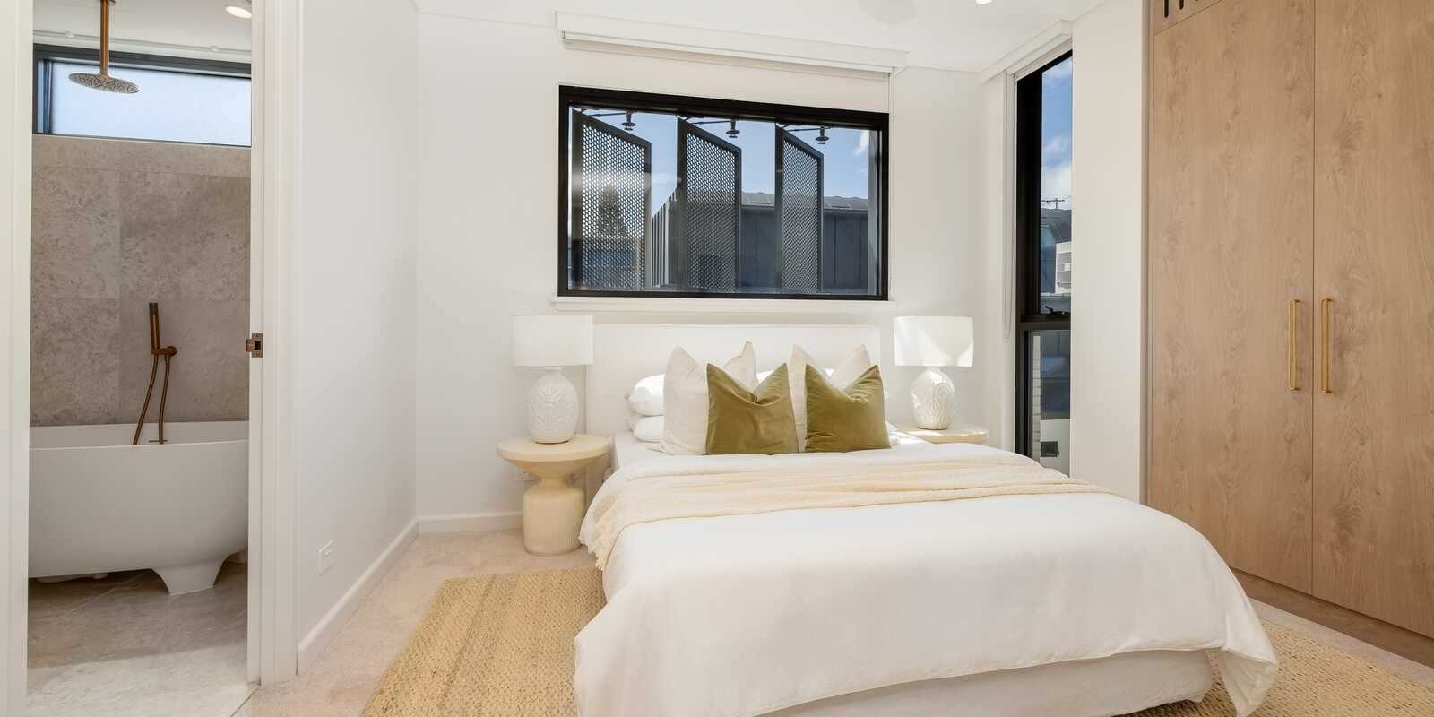 A302/575 Old South Head Road Rose Bay